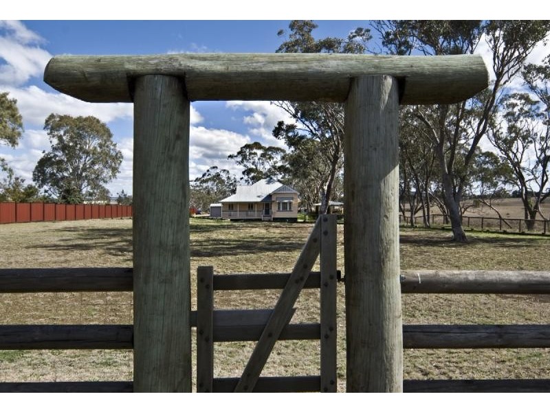 44 Berry Road, Vale View, Toowoomba QLD 4350