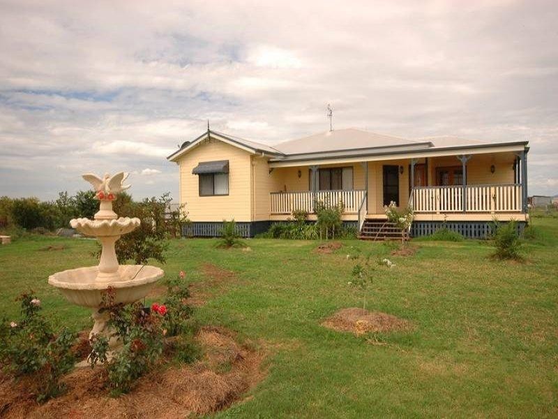 90 Devon Park Road, Oakey QLD 4401