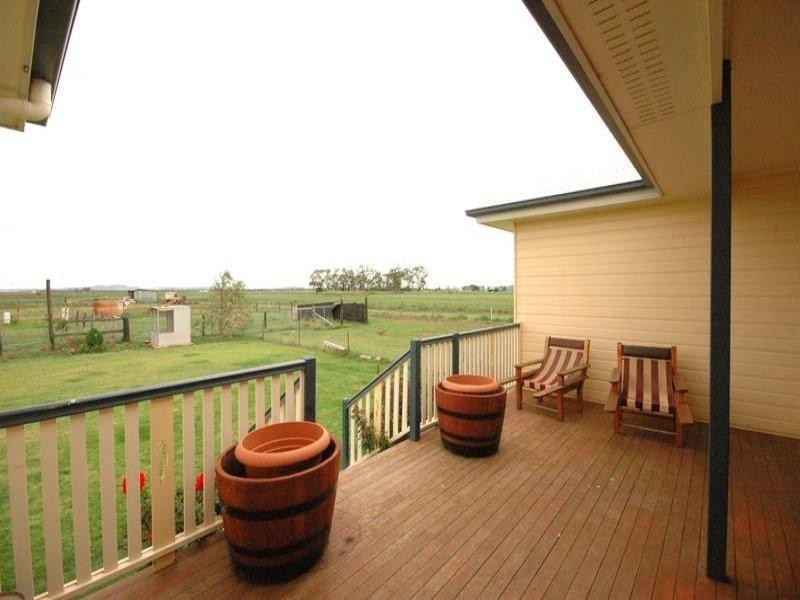 90 Devon Park Road, Oakey QLD 4401