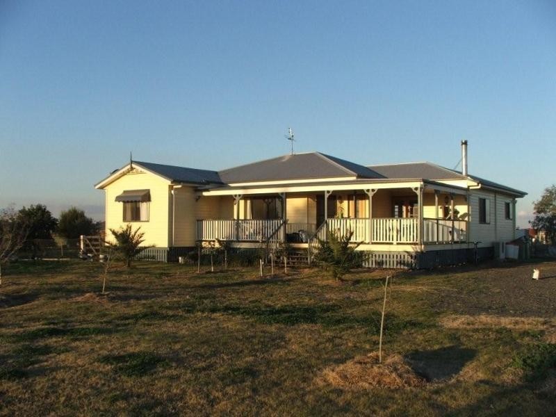 90 Devon Park Road, Oakey QLD 4401