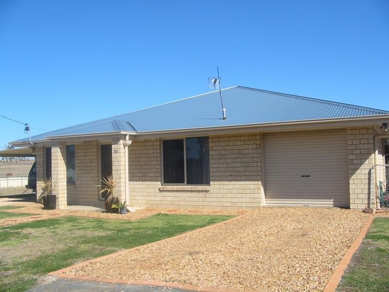 10 Frizzell Street, Southbrook QLD 4363