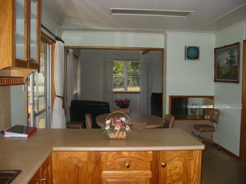 2 Dunmore Street, Toowoomba QLD 4350