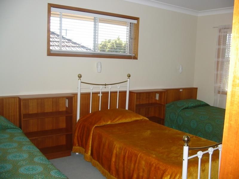 2 Dunmore Street, Toowoomba QLD 4350