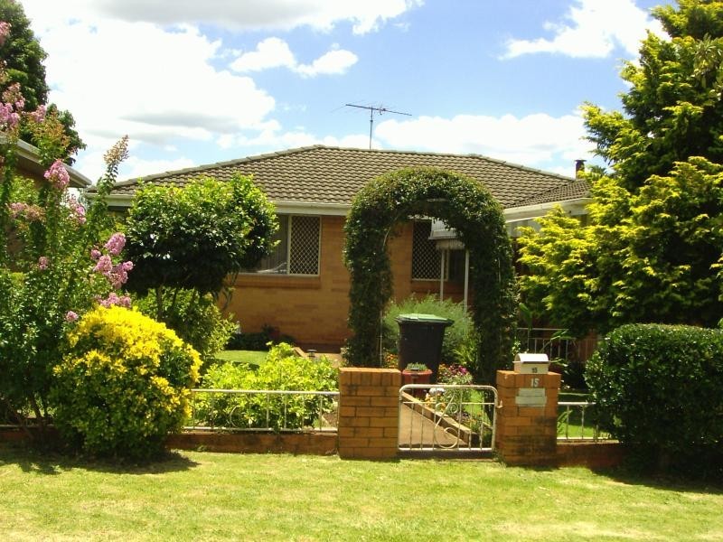 15 Dalgleish Street, Toowoomba QLD 4350