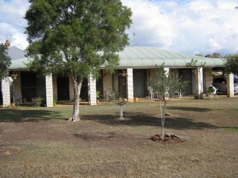 13 Tooth Street, Clifton QLD 4361