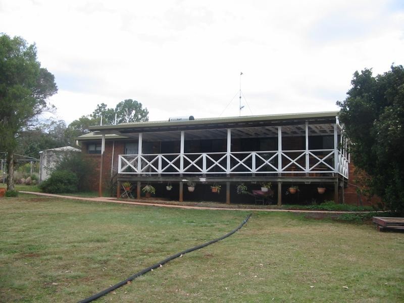 33 Wirraglen Road, Highfields QLD 4352