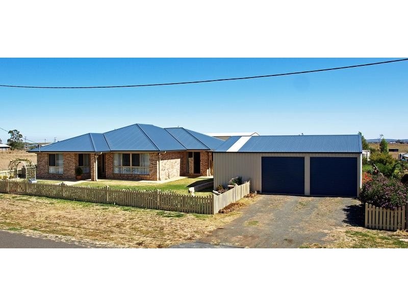 14 Darcy Street, WYREEMA, Toowoomba QLD 4350