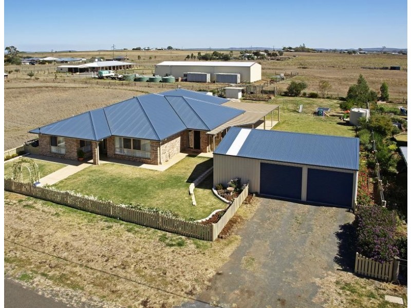 14 Darcy Street, WYREEMA, Toowoomba QLD 4350