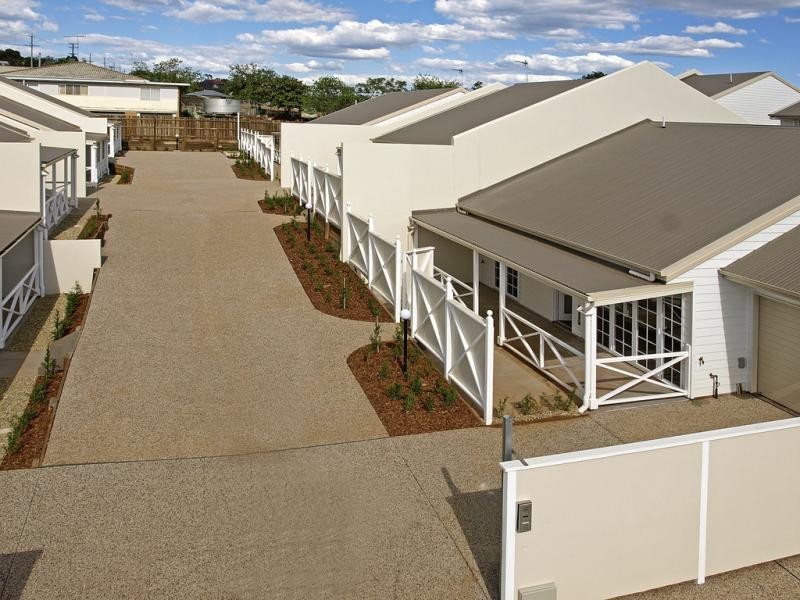 Unit 1-11 /90 Glenvale Road, Glenvale QLD 4350