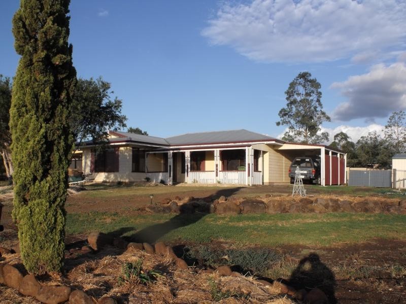 32 King Street, Kingsthorpe QLD 4400