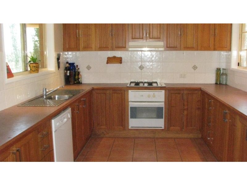 35 Helens Street, Pittsworth QLD 4356