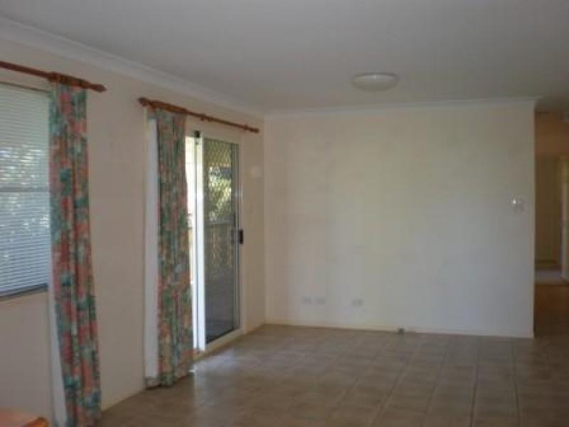 27 Granada Drive, Highfields QLD 4352