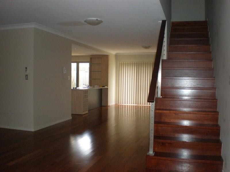 Unit 3/4 B Herries Street, Toowoomba QLD 4350