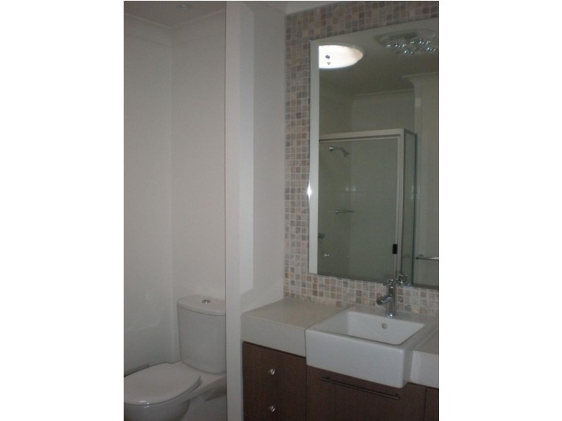 Unit 3/4 B Herries Street, Toowoomba QLD 4350