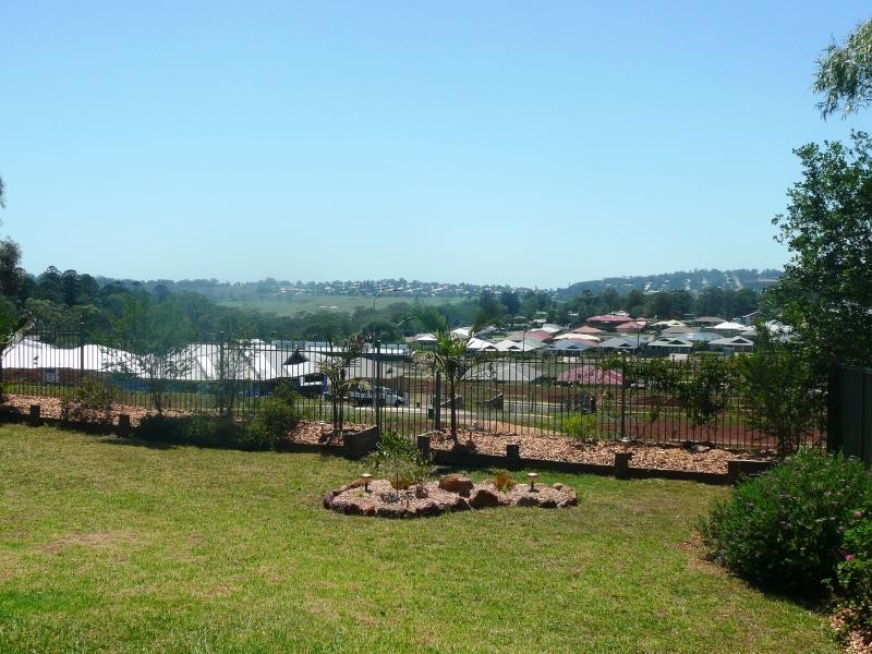 16 Port Street, Toowoomba QLD 4350