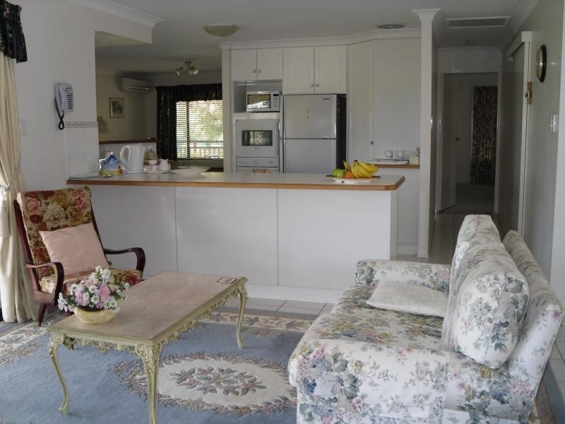 9 Jane Court, Cotswold Hills QLD 4350