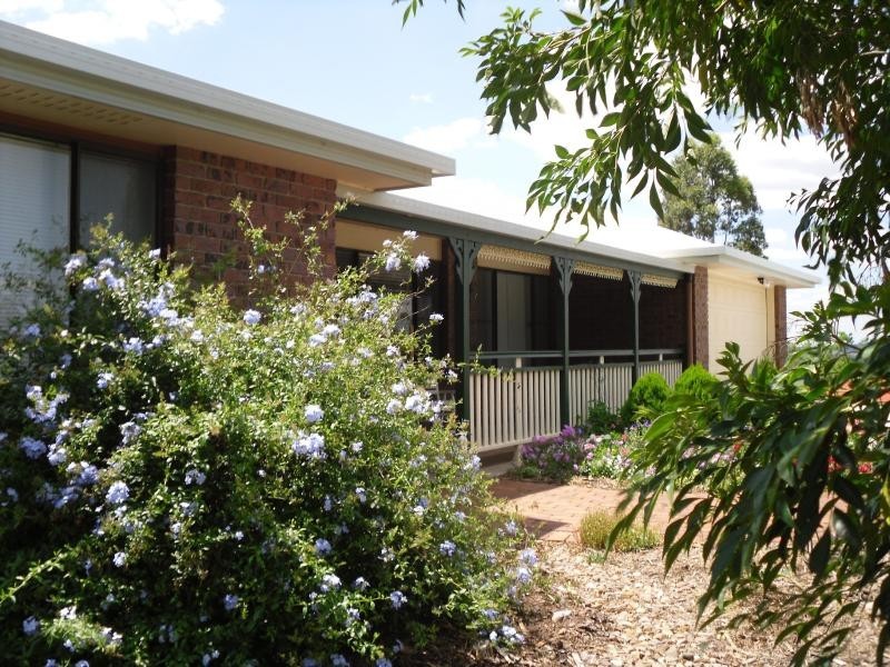 9 Jane Court, Cotswold Hills QLD 4350