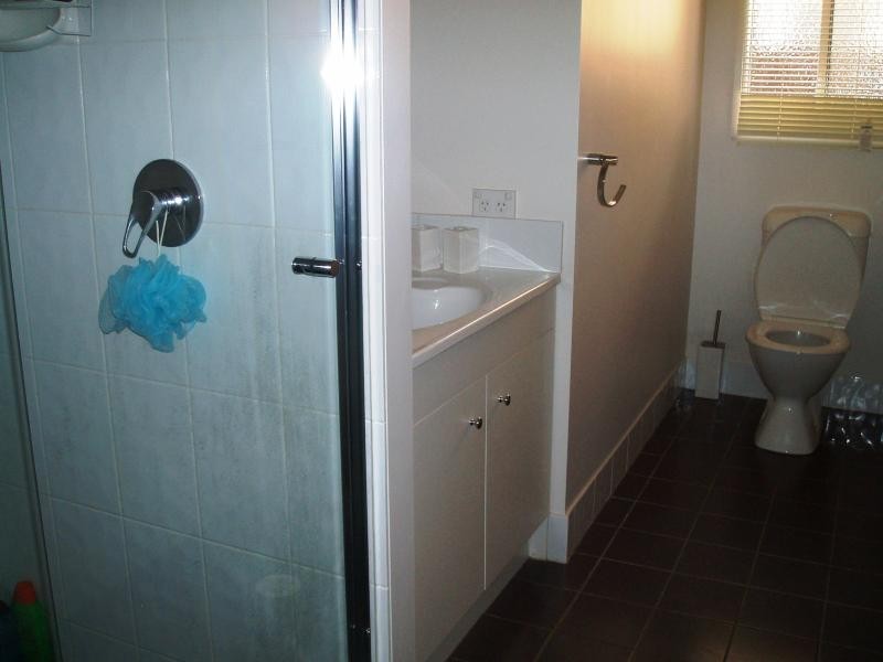 390 West Street, Kearneys Spring QLD 4350