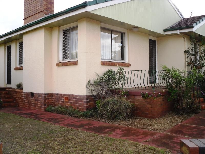 238 a Herries Street, Toowoomba QLD 4350
