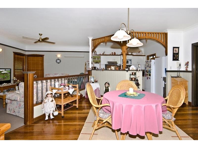 13 Woden Street, MURPHYS CREEK, Toowoomba QLD 4350