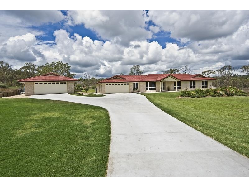 14 Karingal Court, Glenvale QLD 4350