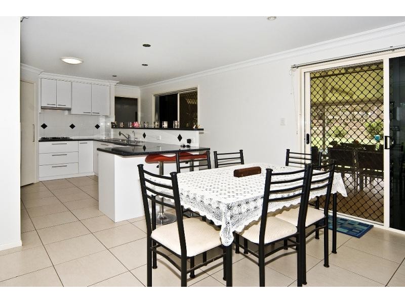 14 Karingal Court, Glenvale QLD 4350