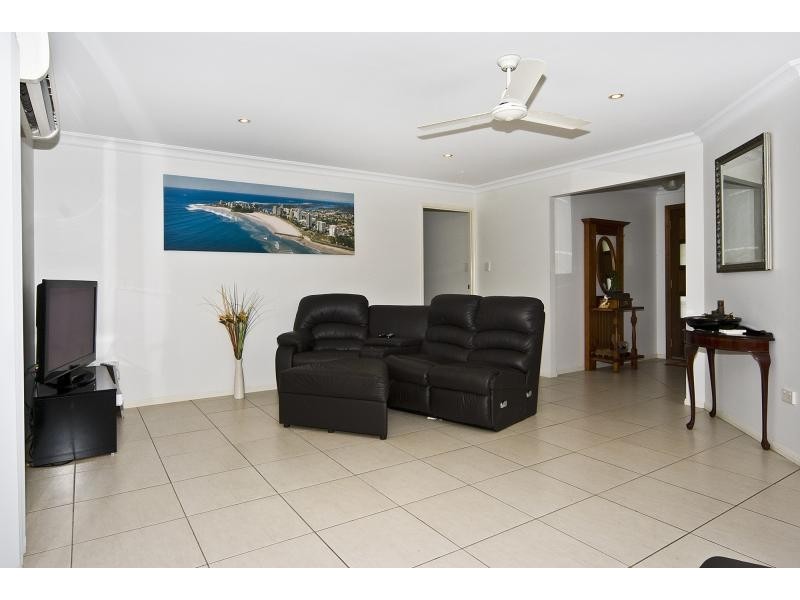 14 Karingal Court, Glenvale QLD 4350