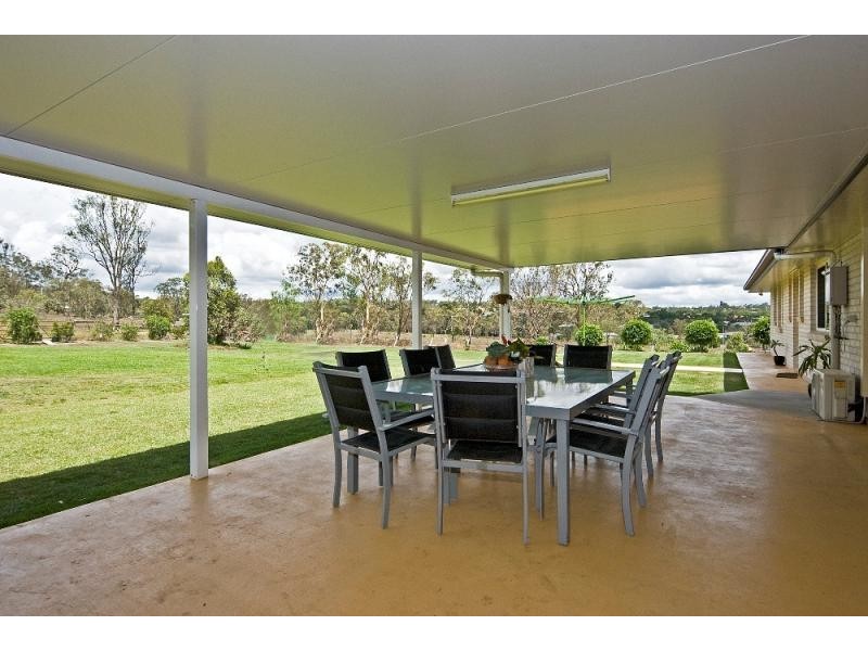 14 Karingal Court, Glenvale QLD 4350