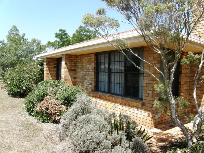 18 Charlton Pinch Road, Toowoomba QLD 4350