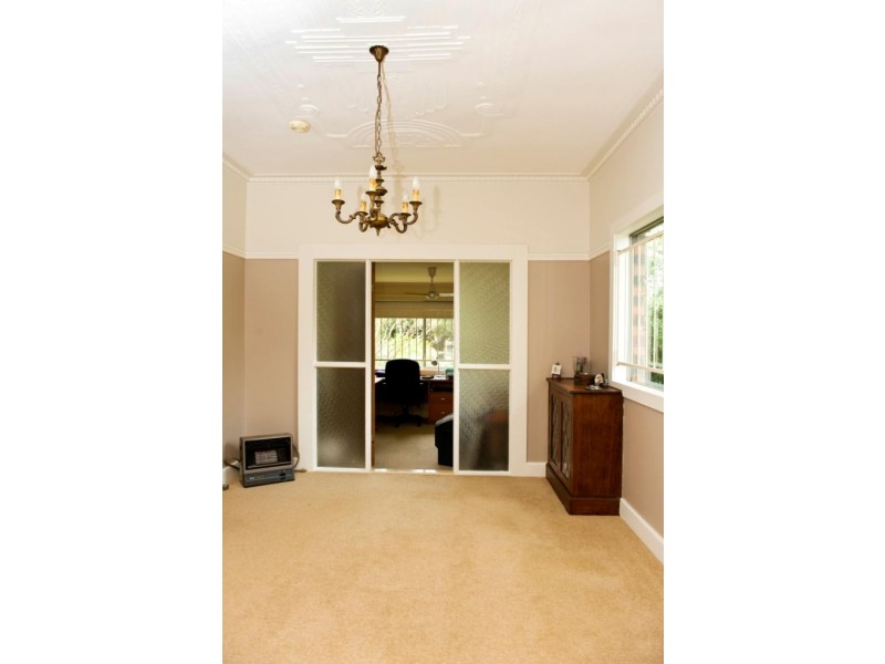 42 a Curzon Street, East Toowoomba QLD 4350