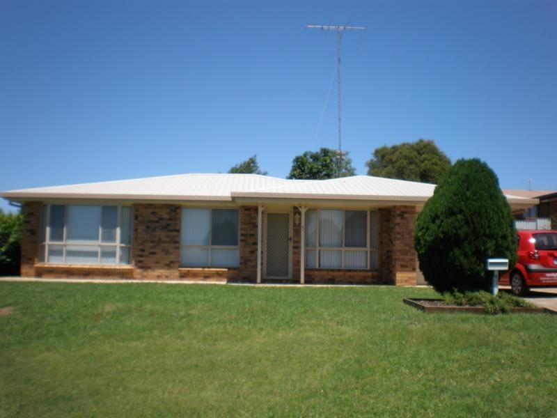 47 Horrocks Cres, Toowoomba QLD 4350