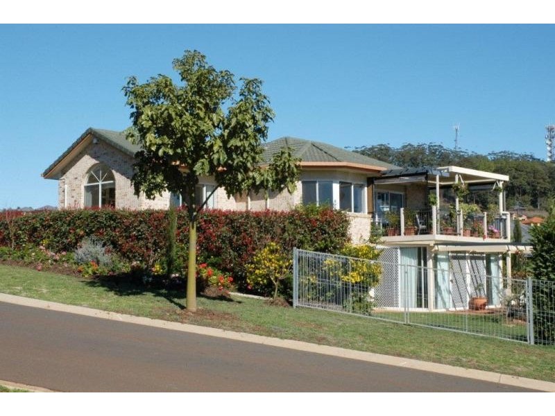 31 Harvey Street, Mount Lofty QLD 4350
