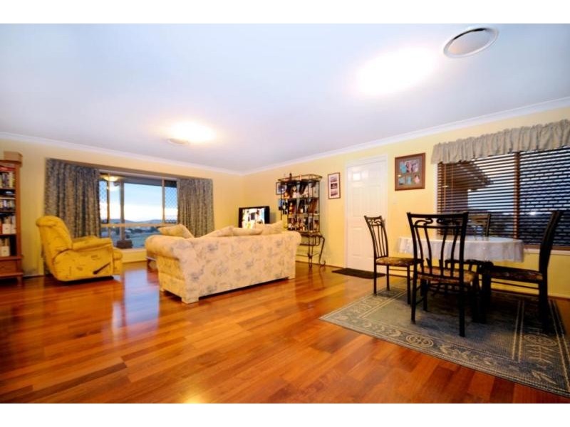 36 Harvey Rd, Glenvale QLD 4350