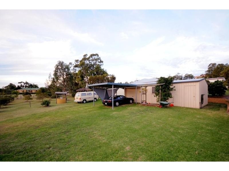36 Harvey Rd, Glenvale QLD 4350