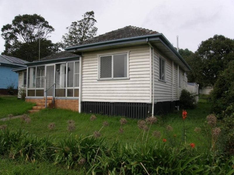 18 Munro Street, Toowoomba QLD 4350