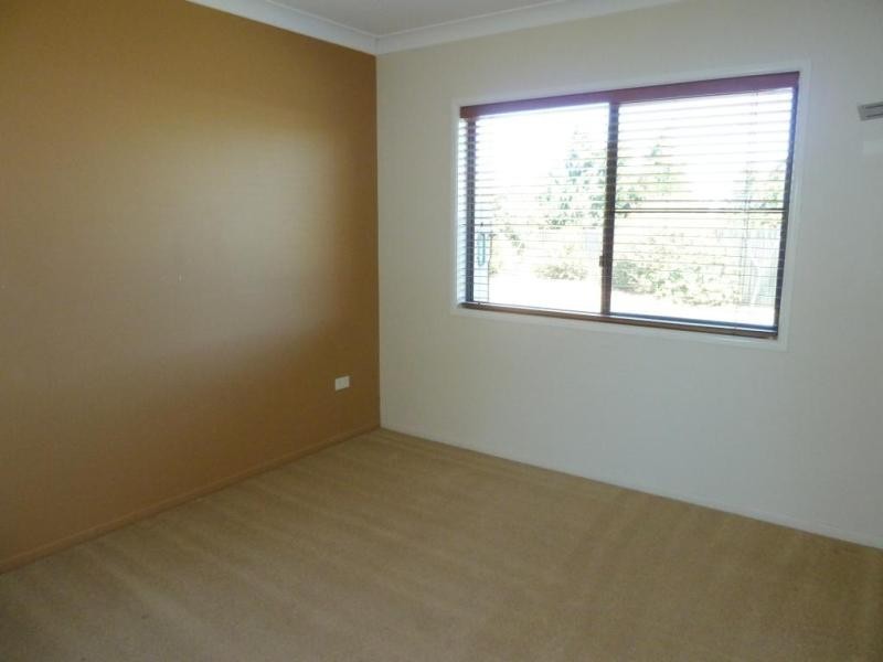 10 Hanna Court, Westbrook QLD 4350