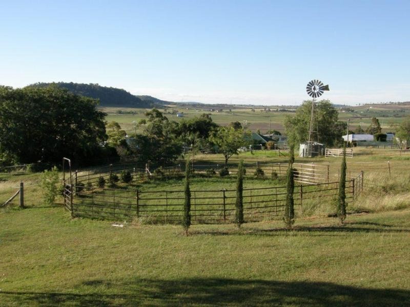 1 Clancy Ct, Greenmount QLD 4751