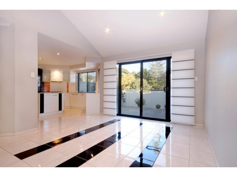 629 Hume Street, Kearneys Spring QLD 4350