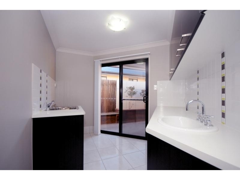 629 Hume Street, Kearneys Spring QLD 4350