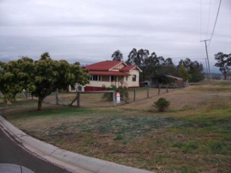 48 Warkon St,, Toowoomba QLD 4350