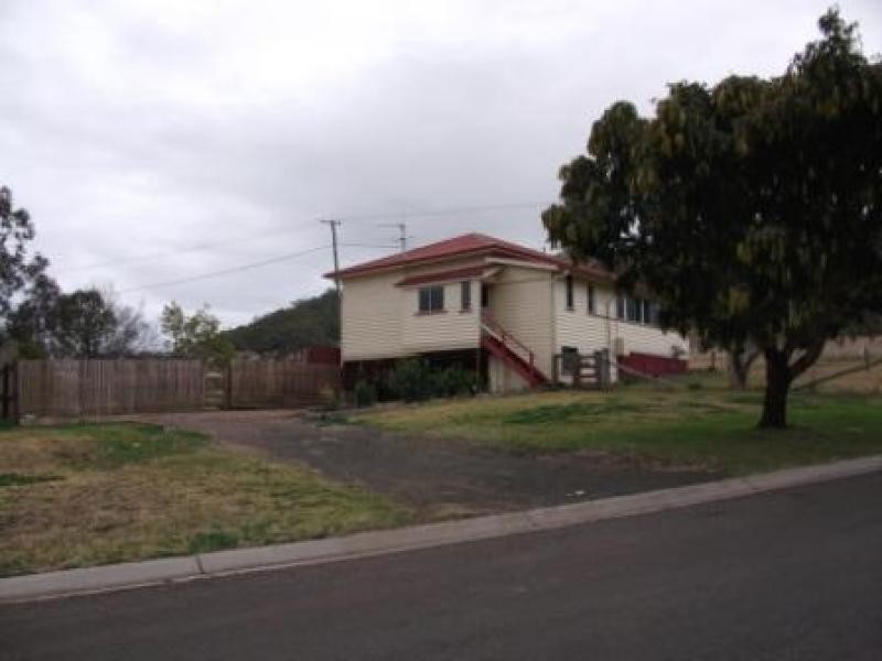 48 Warkon St,, Toowoomba QLD 4350