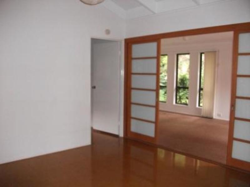 8 Warana Avenue, Toowoomba QLD 4350