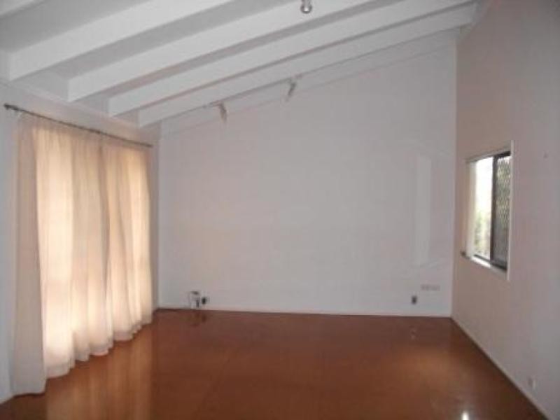 8 Warana Avenue, Toowoomba QLD 4350