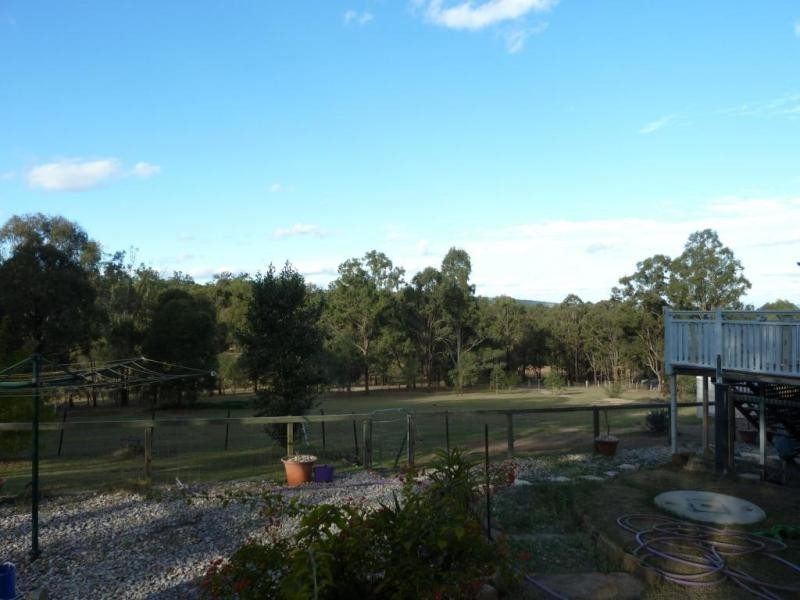 205 Koreelah Street, Upper Lockyer, Withcott QLD 4352