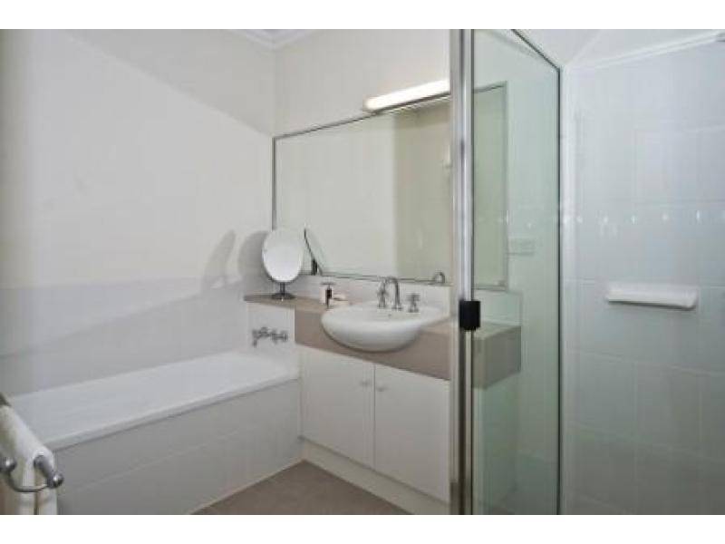 Unit 8/90 Glenvale Road, Toowoomba QLD 4350