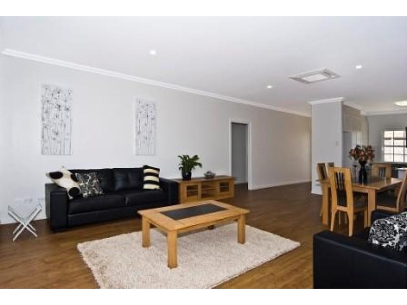 Unit 8/90 Glenvale Road, Toowoomba QLD 4350