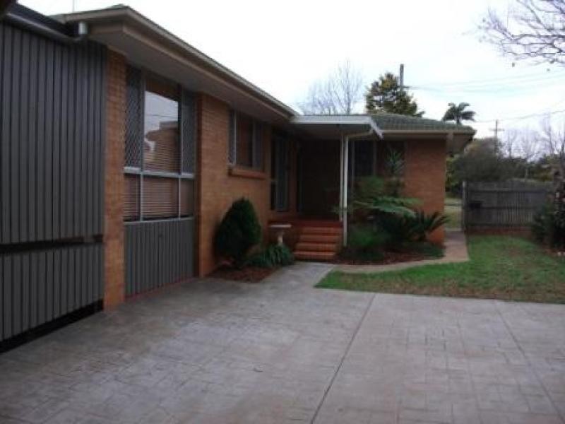 13 Raftery street, Toowoomba QLD 4350