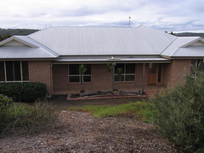 30 Freyling Road, Hodgson Vale QLD 4352