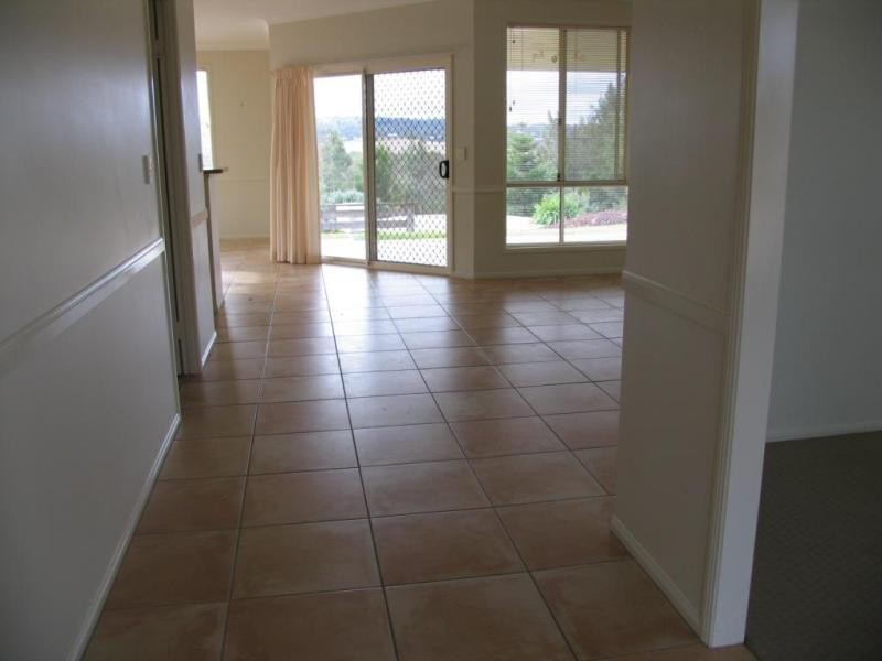 30 Freyling Road, Hodgson Vale QLD 4352