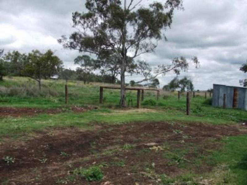 11075 Warrego Highway, Gowrie Mountain QLD 4350